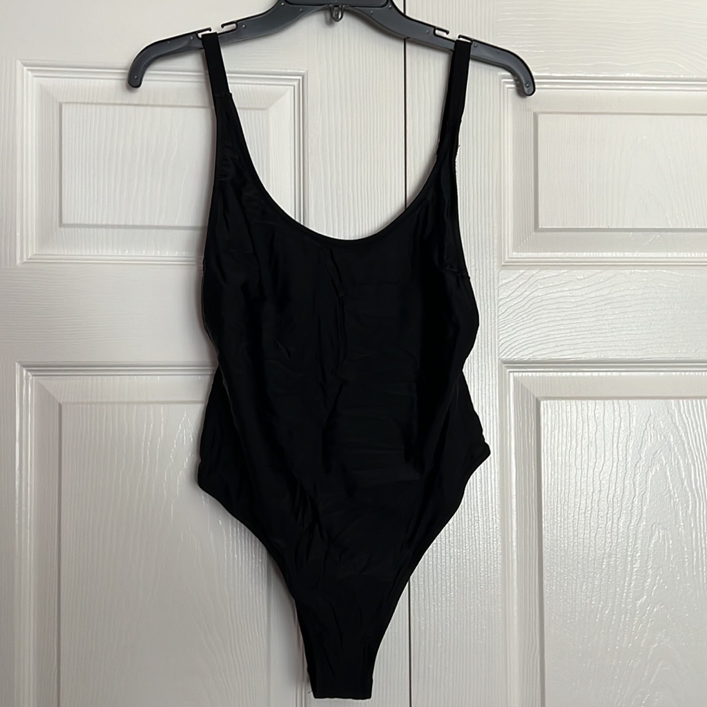 Brand New Blk One Piece Swimsuit Size Large